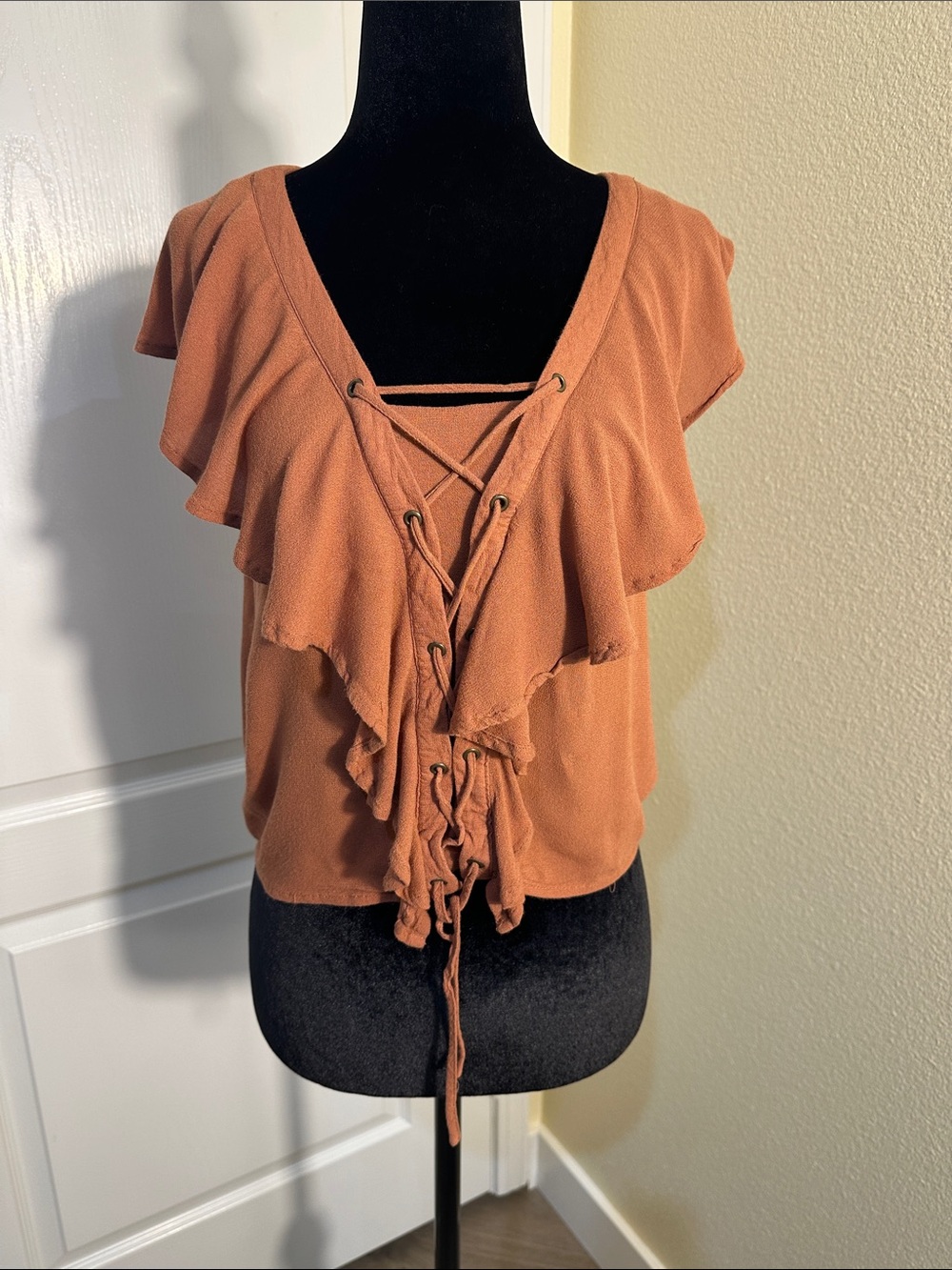 American Rag Rust Lace-Up Ruffle Top. Western. Festival. Country. Stage coach. M